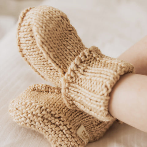 nunabean hand knitted babywear