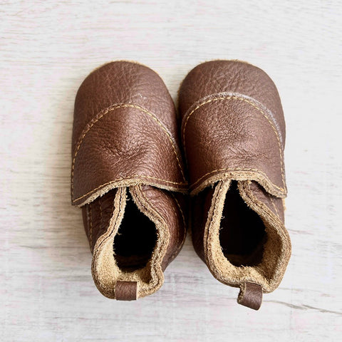 Little Acorn Booties | Brown (0m- 5yrs)