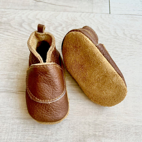 Little Acorn Booties | Brown (0m- 5yrs)